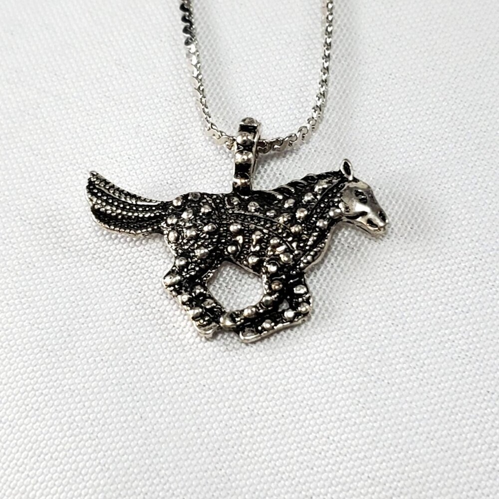 Silver-Tone Galloping Horse Pony Mustang Pendant Necklace Equestrian - Picture 10 of 11